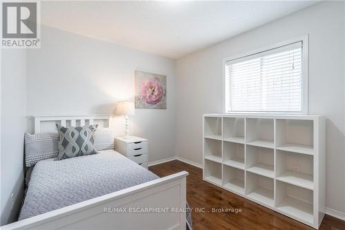 3818 Foxborough Trail, Mississauga, ON - Indoor Photo Showing Bedroom