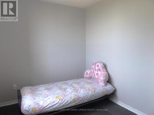 505 - 3065 Queen Frederica Drive, Mississauga, ON - Indoor Photo Showing Bedroom
