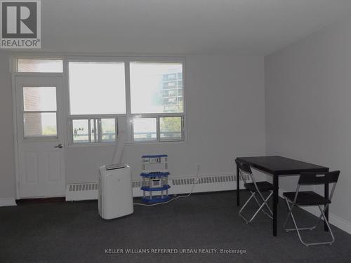 505 - 3065 Queen Frederica Drive, Mississauga, ON - Indoor Photo Showing Other Room