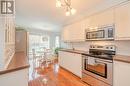 22 Macmillan Crescent, Barrie, ON  - Indoor Photo Showing Kitchen 