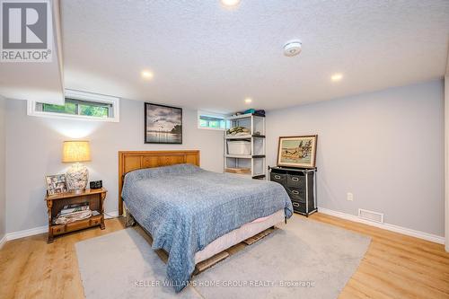 7 Oakwood Avenue, Guelph, ON - Indoor Photo Showing Bedroom