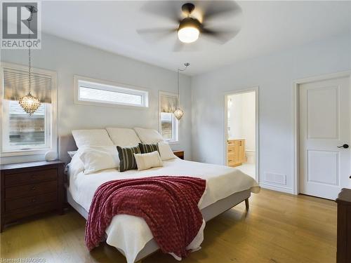 403 Northport Drive, Saugeen Shores, ON - Indoor Photo Showing Bedroom