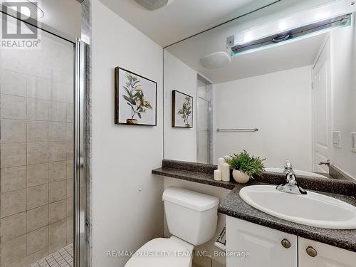 1201 - 18 Yonge Street, Toronto, ON - Indoor Photo Showing Bathroom