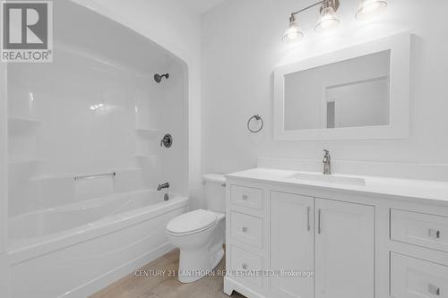 71 Seymour Street W, Centre Hastings, ON - Indoor Photo Showing Bathroom