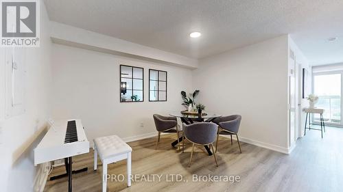 1002 - 19 Singer Court, Toronto, ON - Indoor