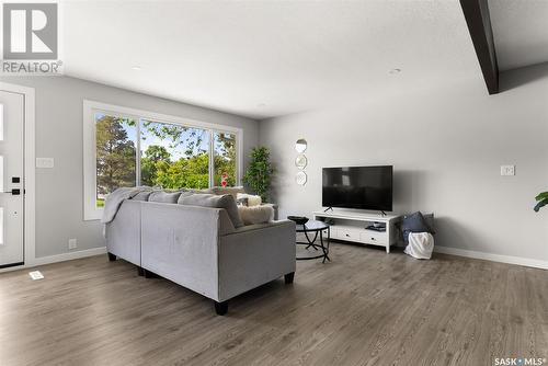 2179 Pasqua Street, Regina, SK - Indoor Photo Showing Living Room