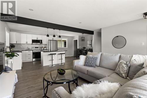 2179 Pasqua Street, Regina, SK - Indoor Photo Showing Living Room