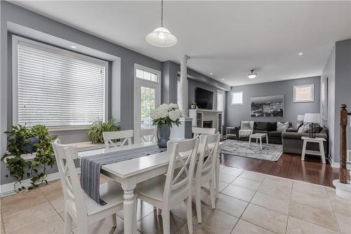 2309 Falling Green Drive, Oakville, ON - Indoor Photo Showing Dining Room