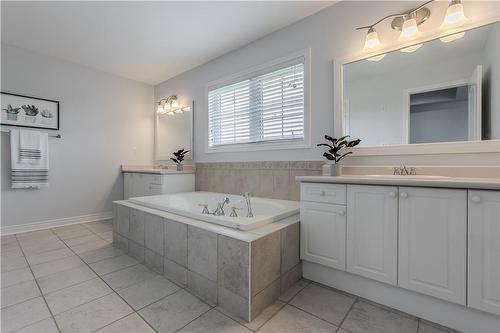 2309 Falling Green Drive, Oakville, ON - Indoor Photo Showing Bathroom