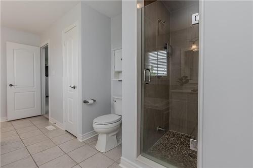 2309 Falling Green Drive, Oakville, ON - Indoor Photo Showing Bathroom