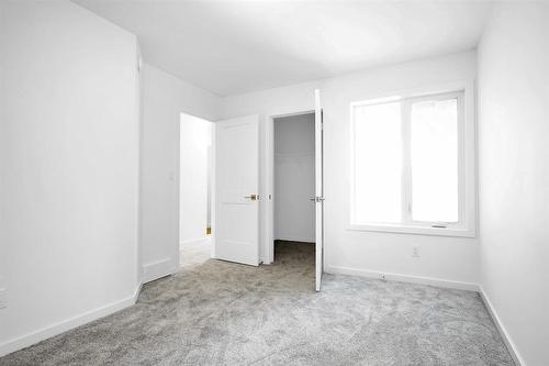 151 Grey Heron Drive, Winnipeg, MB - Indoor Photo Showing Other Room