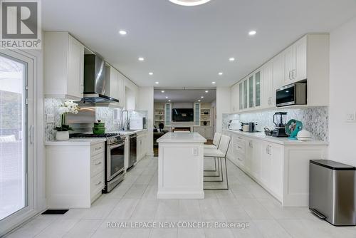 202 Mckee Avenue, Toronto (Willowdale East), ON - Indoor Photo Showing Kitchen