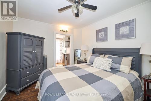 115 Elmwood Avenue, Fort Erie, ON - Indoor Photo Showing Bedroom