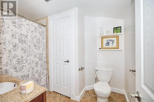 115 Elmwood Avenue, Fort Erie, ON - Indoor Photo Showing Bathroom