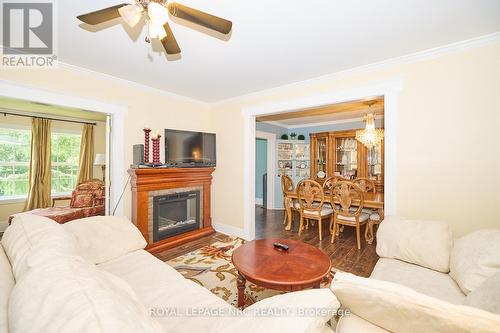 115 Elmwood Avenue, Fort Erie, ON - Indoor Photo Showing Living Room With Fireplace