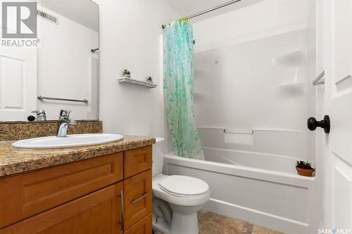 5028 Aerial Crescent, Regina, SK - Indoor Photo Showing Bathroom