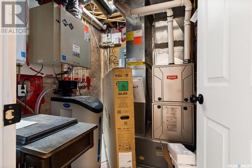 5028 Aerial Crescent, Regina, SK - Indoor Photo Showing Basement