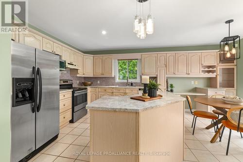 27 Stone Bridge Court, Belleville, ON - Indoor Photo Showing Kitchen With Stainless Steel Kitchen