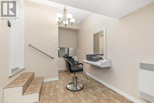 27 Stone Bridge Court, Belleville, ON - Indoor Photo Showing Other Room