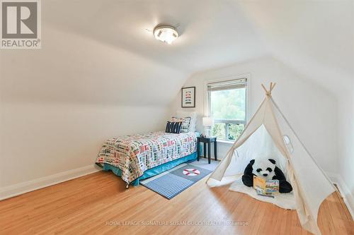 21 Holland Avenue, Toronto, ON - Indoor Photo Showing Bedroom