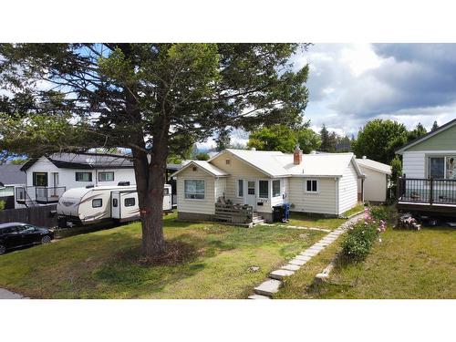 324 5Th Avenue S, Cranbrook, BC - Outdoor With Deck Patio Veranda