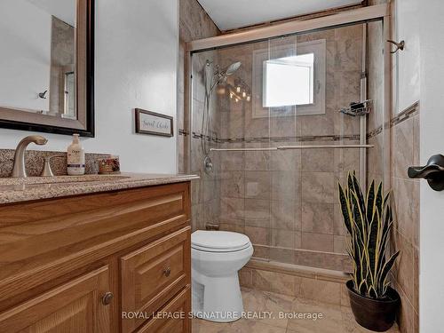19 Quinlan Dr, Port Hope, ON - Indoor Photo Showing Bathroom