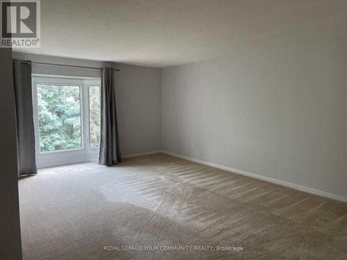 146 Wintermute Boulevard, Toronto, ON - Indoor Photo Showing Other Room