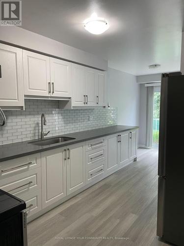 146 Wintermute Boulevard, Toronto, ON - Indoor Photo Showing Kitchen