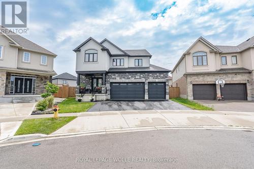 920 River Ridge Court, Waterloo, ON - Outdoor With Facade