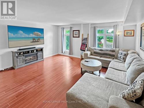 26 - 9 Progress Avenue, Belleville, ON - Indoor Photo Showing Living Room