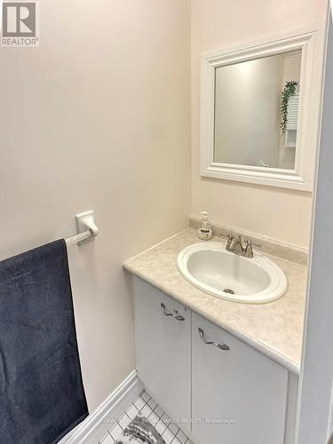 26 - 9 Progress Avenue, Belleville, ON - Indoor Photo Showing Bathroom