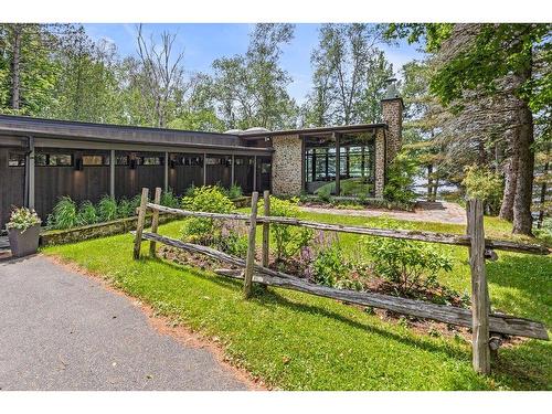 Frontage - 121 Ch. Du Lac-Ouimet, Mont-Tremblant, QC - Outdoor