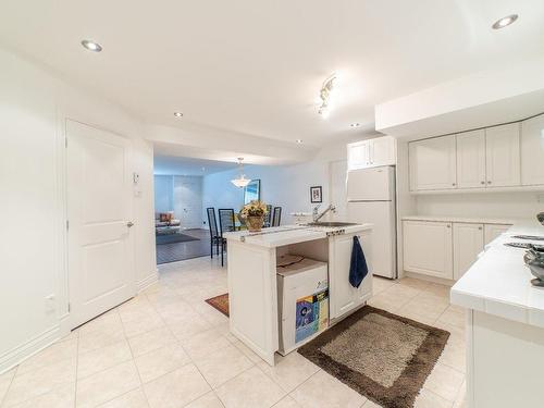 Kitchen - 3625 Rue De Lisbonne, Brossard, QC - Indoor Photo Showing Kitchen