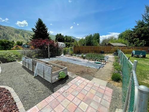 4820 Bolean Drive, Kamloops, BC - Outdoor