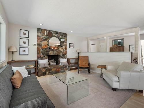 9049 Kealty Road, Kamloops, BC - Indoor Photo Showing Living Room With Fireplace