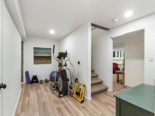 9049 Kealty Road, Kamloops, BC - Indoor Photo Showing Gym Room