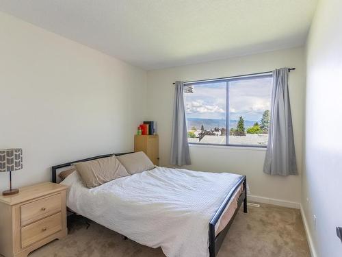 23-931 Gleneagles Drive, Kamloops, BC - Indoor Photo Showing Bedroom