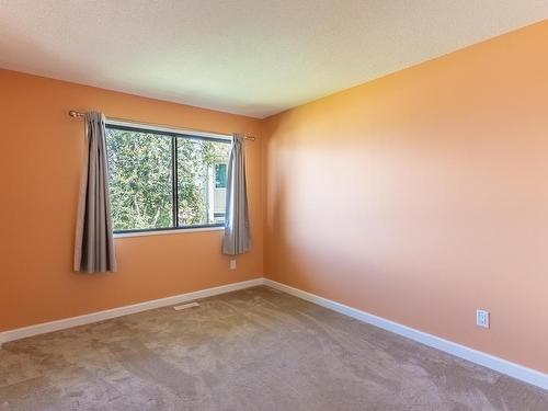 23-931 Gleneagles Drive, Kamloops, BC - Indoor Photo Showing Other Room