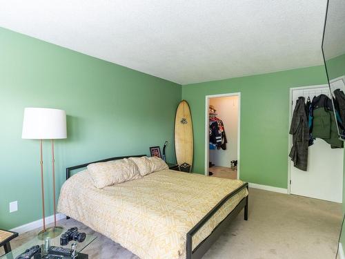 23-931 Gleneagles Drive, Kamloops, BC - Indoor Photo Showing Bedroom