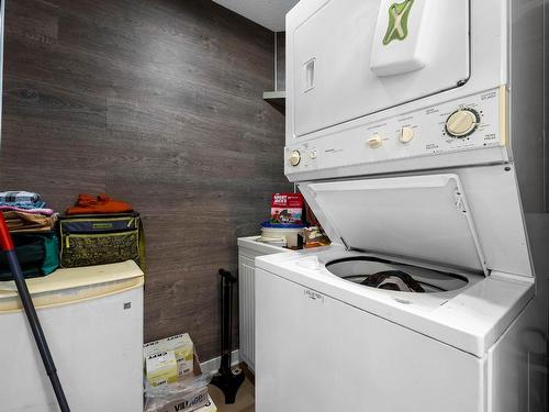 46-1697 Greenfield Ave, Kamloops, BC - Indoor Photo Showing Laundry Room