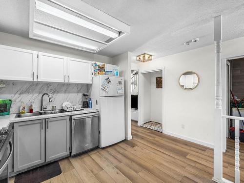 46-1697 Greenfield Ave, Kamloops, BC - Indoor Photo Showing Kitchen