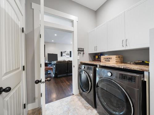 3018 Hilton Drive, Merritt, BC - Indoor Photo Showing Laundry Room