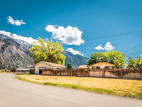315 Park Drive, Lillooet, BC - Outdoor
