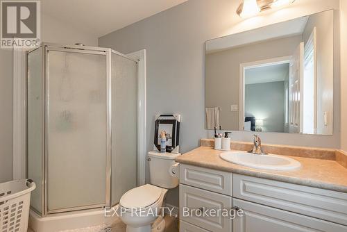 2 - 124 Parkinson Crescent, Orangeville, ON - Indoor Photo Showing Bathroom
