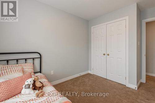 2 - 124 Parkinson Crescent, Orangeville, ON - Indoor Photo Showing Bedroom