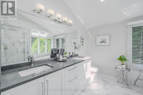 309 Stephanie Drive, Guelph, ON - Indoor Photo Showing Bathroom