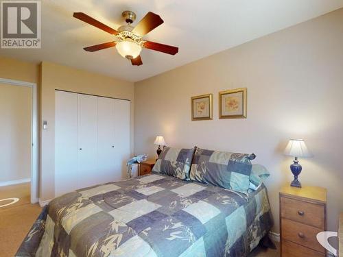 105-4477 Michigan Ave, Powell River, BC - Indoor Photo Showing Bedroom