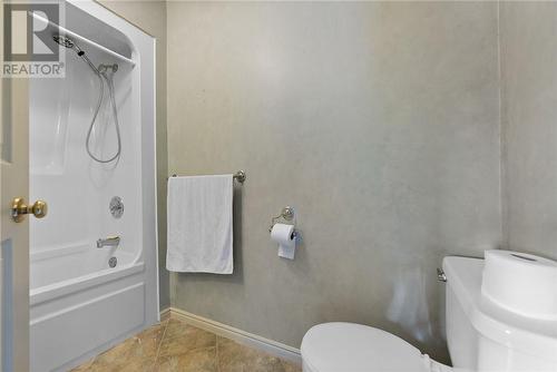 608 Brenda, Greater Sudbury, ON - Indoor Photo Showing Bathroom