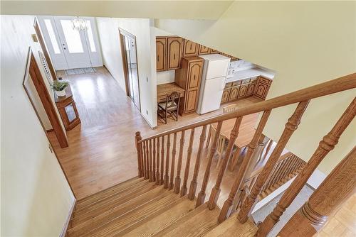 80 Green Road, Hamilton, ON - Indoor Photo Showing Other Room