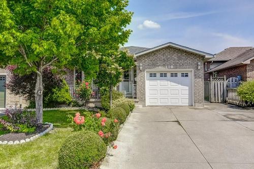 110 Fairington Crescent, Hamilton, ON - Outdoor